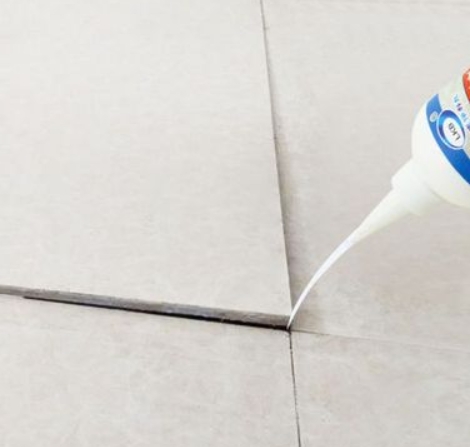 富拉尔基瓷砖空鼓维修公司分享卫生间瓷砖脱落的原因可能有以下几点